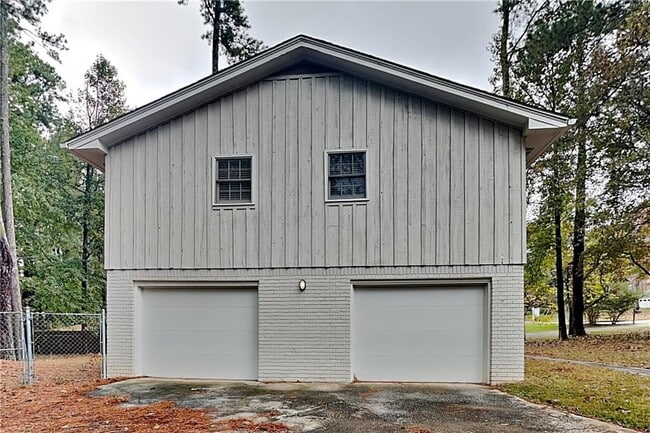 Building Photo - 3023 Timberline Rd