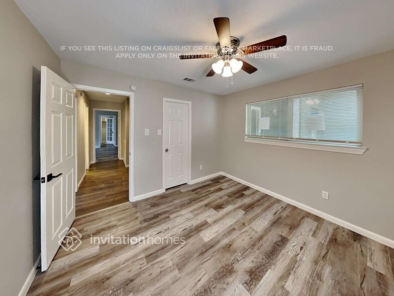 Building Photo - 15607 Oldridge Dr