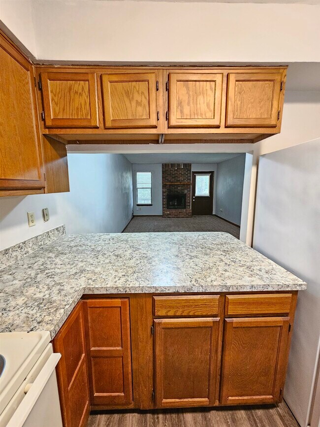 Building Photo - 2917 Woodrich Dr