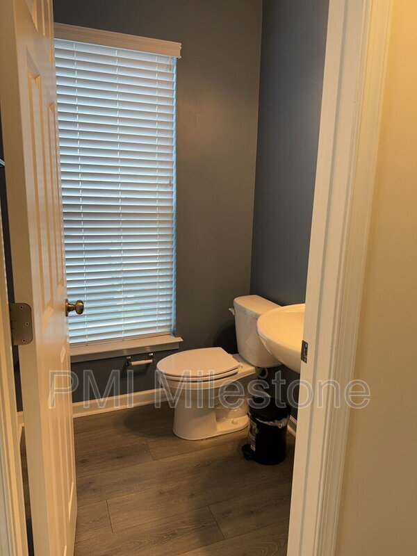 Building Photo - 13255 Dowdens Ridge Dr