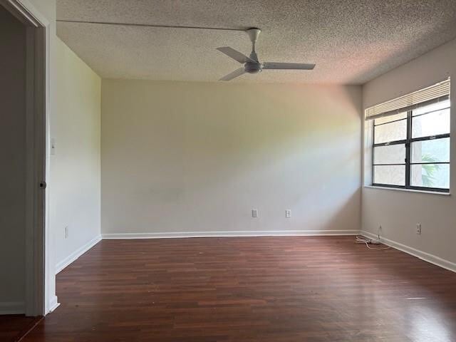 Building Photo - 2609 N 40th Ave