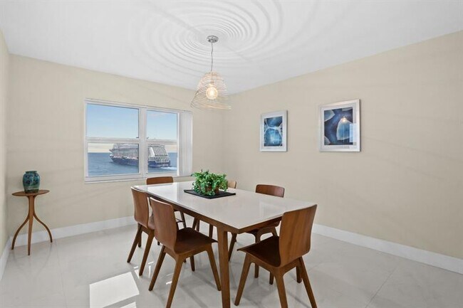 Building Photo - 2100 S Ocean Dr