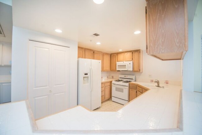 Building Photo - Must See Huntington Harbour Condo