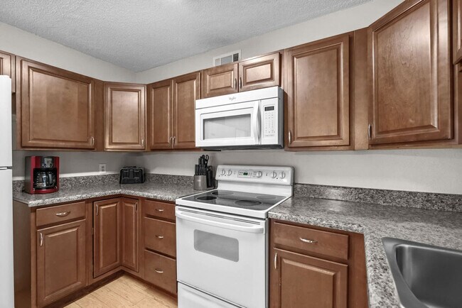 Building Photo - 2535 Great Scott Dr