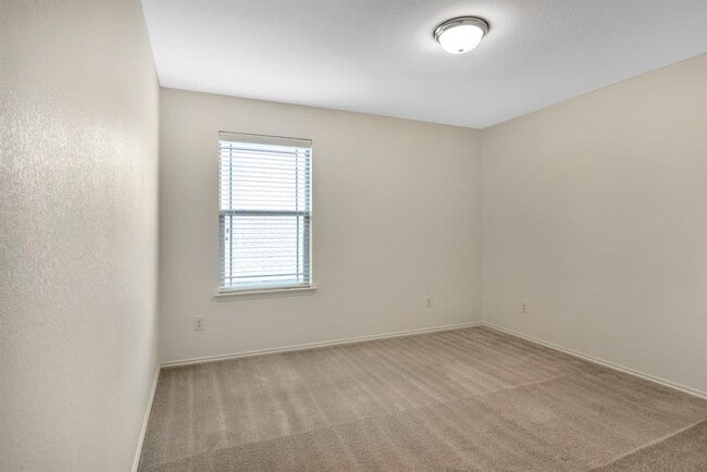 Building Photo - 1075 Toltec Trail