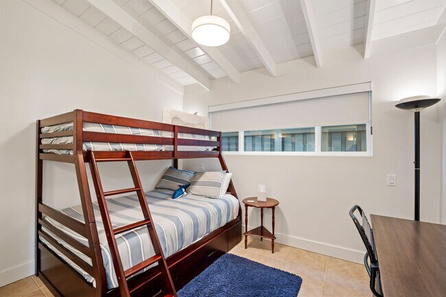 Building Photo - 3321O- Deja Blue | FURNISHED