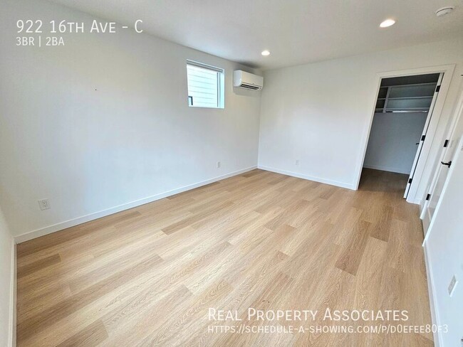 Building Photo - 922 16th Ave