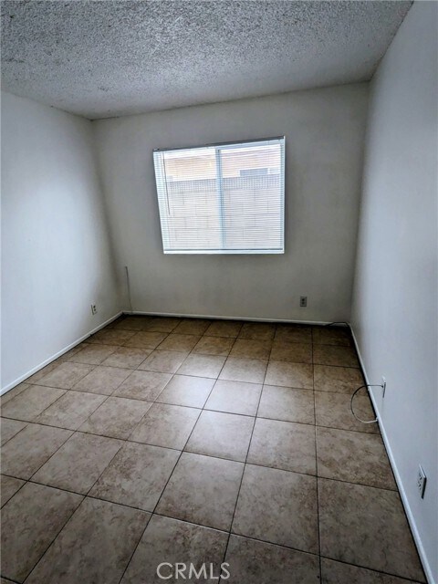 Building Photo - 1620 W 209th St