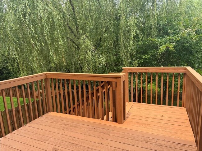 Building Photo - 5620 Falls Landing Dr