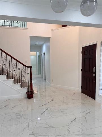 Building Photo - 1060 Valley Vista Dr