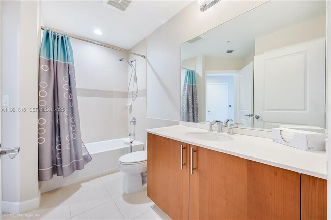 Building Photo - 1945 S Ocean Dr