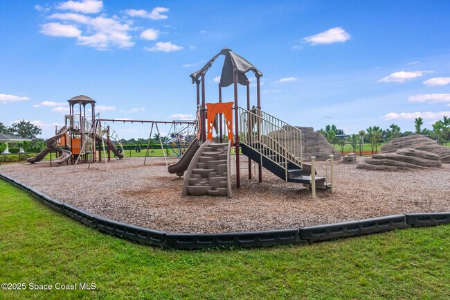 Building Photo - 3641 Gatlin Dr
