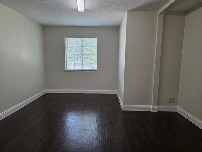 Building Photo - 16715 N Mist Dr