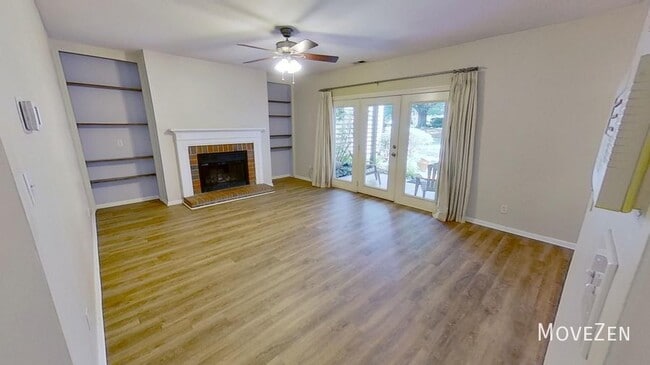Building Photo - 3200 Selwyn Farms Ln