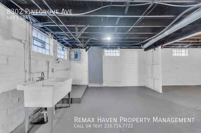 Building Photo - 8302 Pinegrove Ave