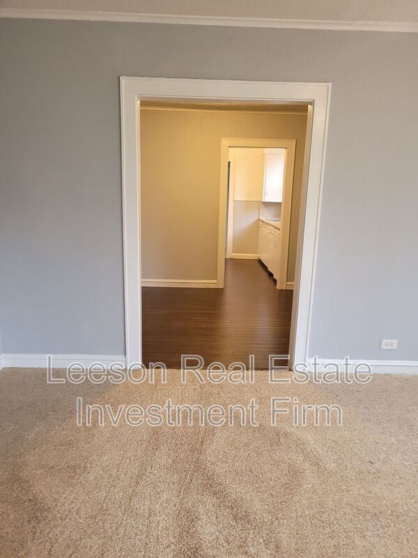 Building Photo - 3603 Darien St