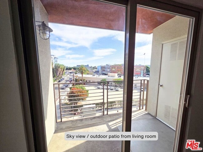 Building Photo - 100 S Alameda St