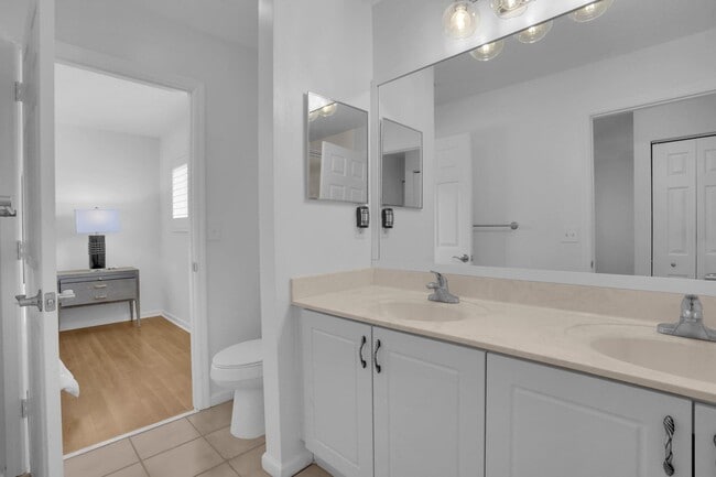 Building Photo - 4180 Landar Dr N