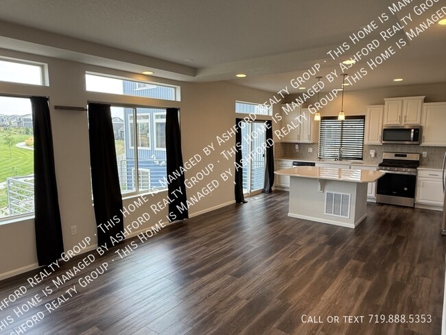 Building Photo - 6044 Callan Dr