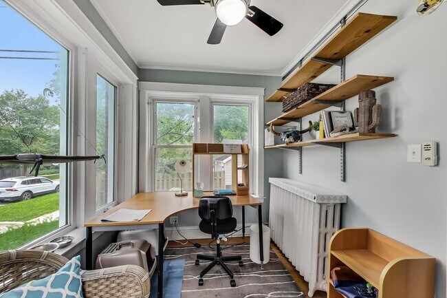 Building Photo - 2646 Ewing Ave