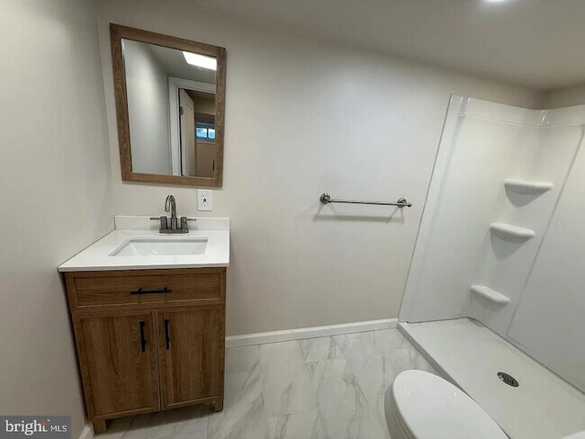 Building Photo - 46 Wayfield Rd