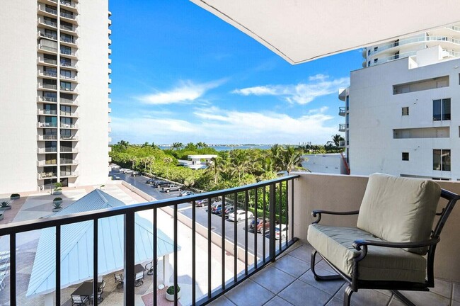 Building Photo - 4200 N Ocean Dr