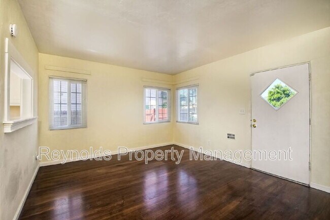 Building Photo - 3343 Chamoune Ave