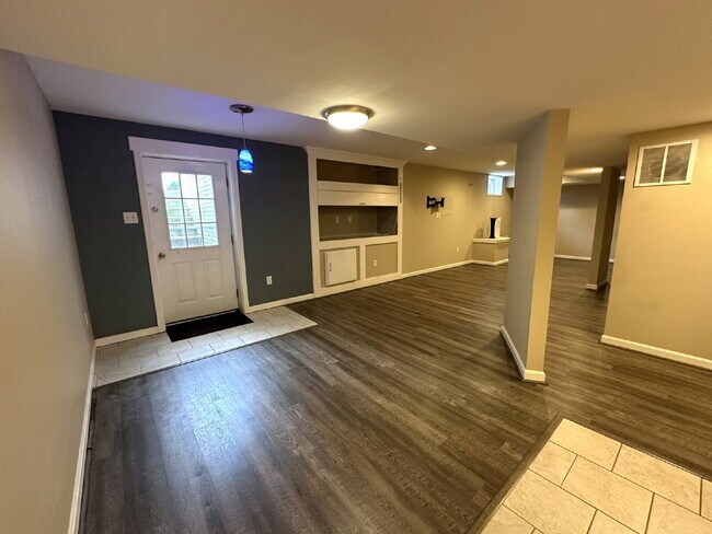Building Photo - 4-Bedroom, 3.5-Bathroom Colonial in Taneytown