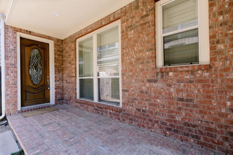 Building Photo - 4523 W University Blvd