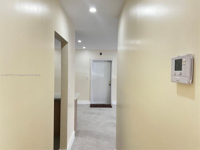 Building Photo - 7959 SW 104th St