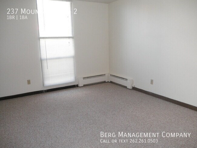 Building Photo - 237 Mountain Ave