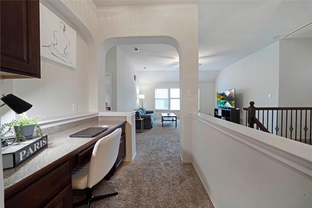 Building Photo - 9204 Sterling Gate Dr