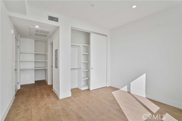 Building Photo - 8750 Sepulveda Blvd