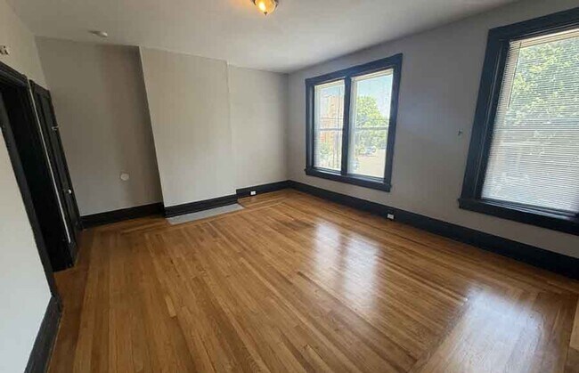 Building Photo - 2215 Ohio Ave