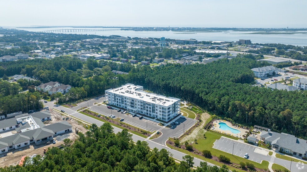 The Retreat at Carteret Place 3839 Galantis Morehead City NC 28557 Apartment Finder
