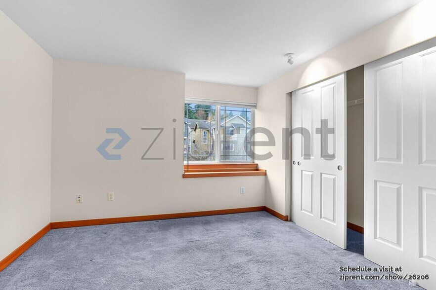 Building Photo - 3608 22nd Ave W