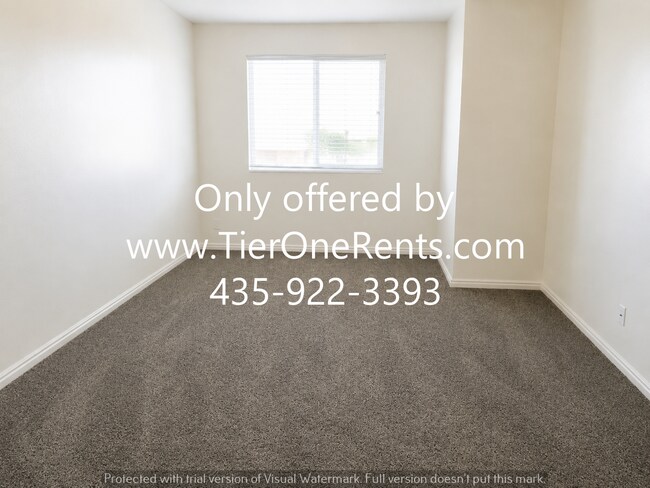 Building Photo - $500 OFF First Month's Rent