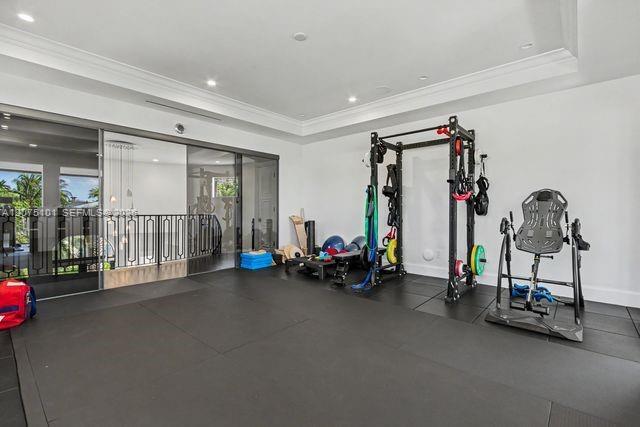 Building Photo - 2627 Castilla Isle