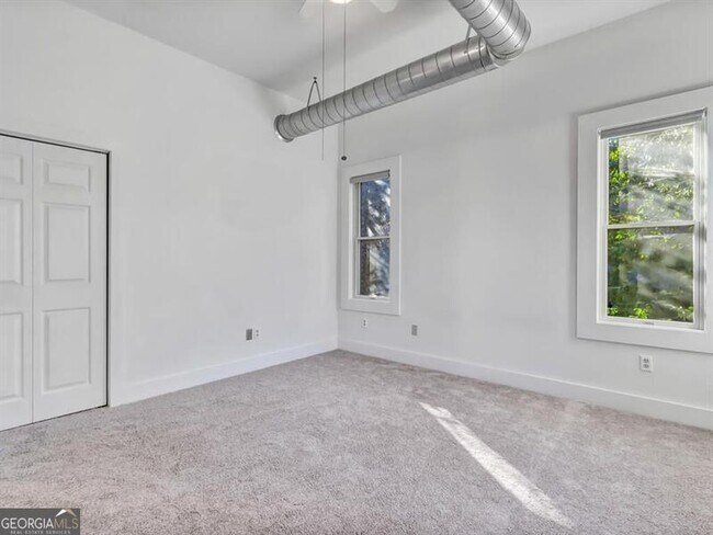Building Photo - 1158 Ponce De Leon Ave NE