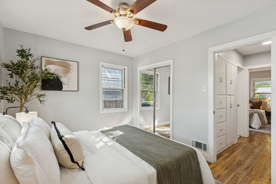 Building Photo - 2937 S 900 E