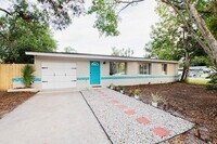 Building Photo - 4615 Lords Ave