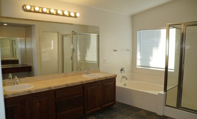 Building Photo - 389 Foster Springs Rd