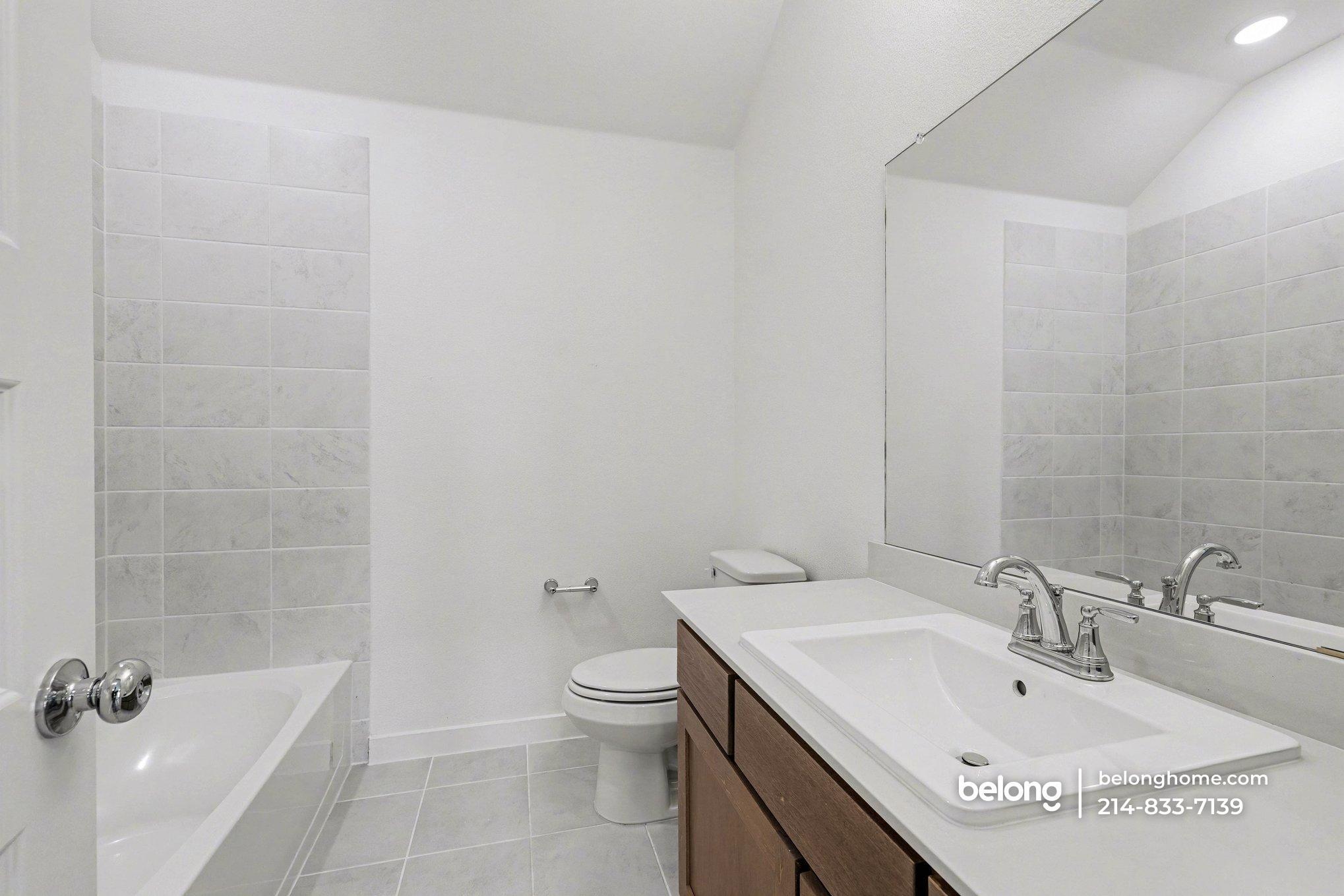 Building Photo - 509 Huntley Dr