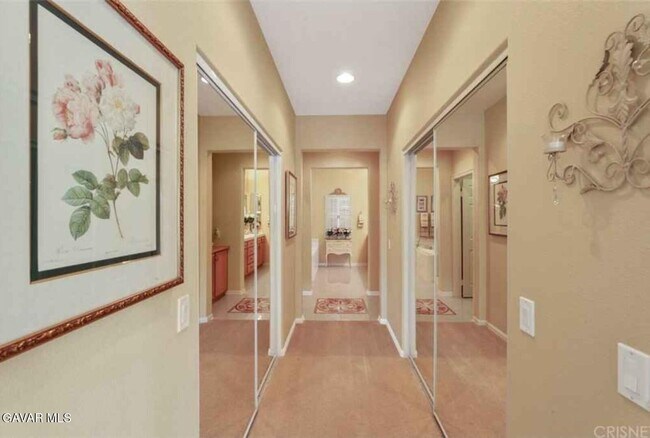 Building Photo - 2406 Loganberry Cir