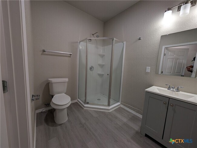 Building Photo - 887 Sagewood Trail