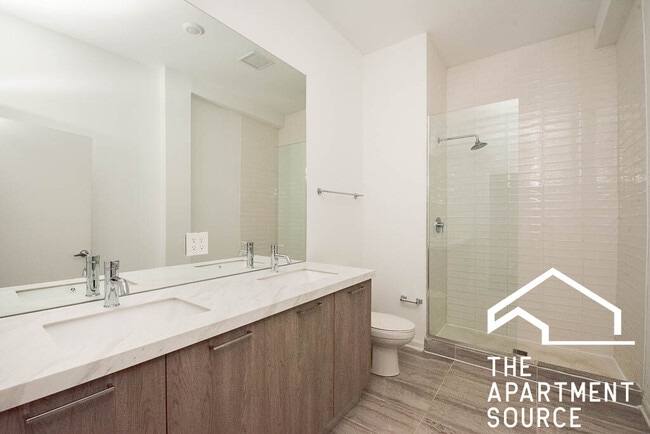 Building Photo - 2550 S Wabash Ave