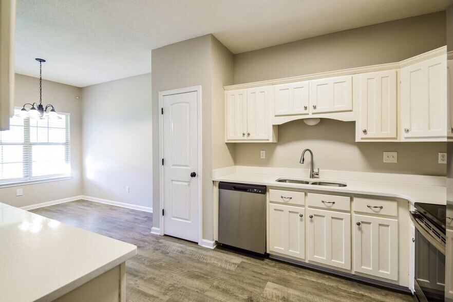 Building Photo - 4254 Markston Dr