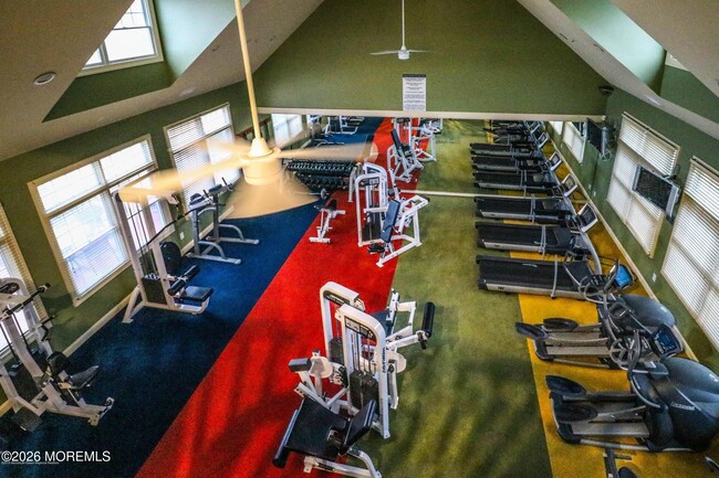 Building Photo - 33 Cooper Ave