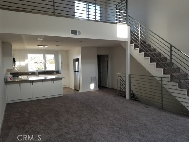 Building Photo - 5621 N Bella Blanco Dr