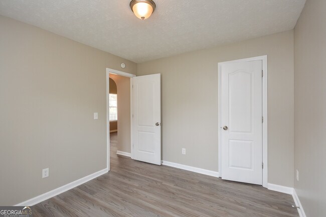 Building Photo - 129 Tillman Ct